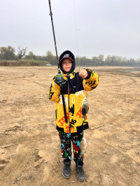 Кубанского рыбака видно издалека