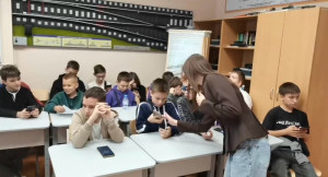 Опрос на тему "Путь к профессии: взгляд подростка"