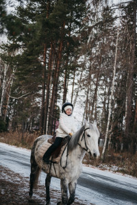 Верхом на коне или как я научилась ездить верхом