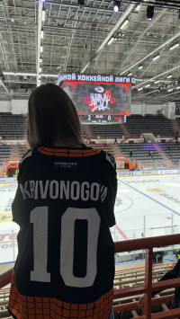 Там, где пахнет победой.