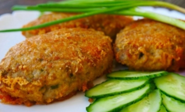 Мясные шницели с рисом