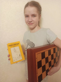 Я ученица Русской шахматной школы.
